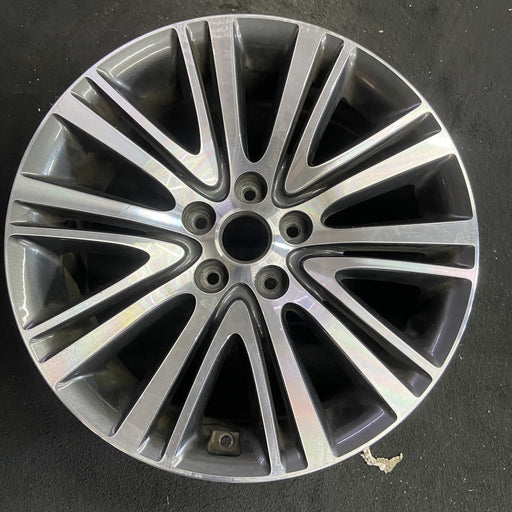 18" CADENZA 14-16 18x7.5 Original OEM Wheel Rim - Angle View