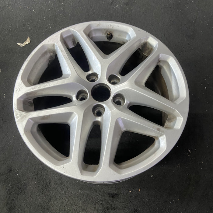 17" FUSION 13-14 17x7.5, , 5 split spokes Original OEM Wheel Rim - Close-Up Detail