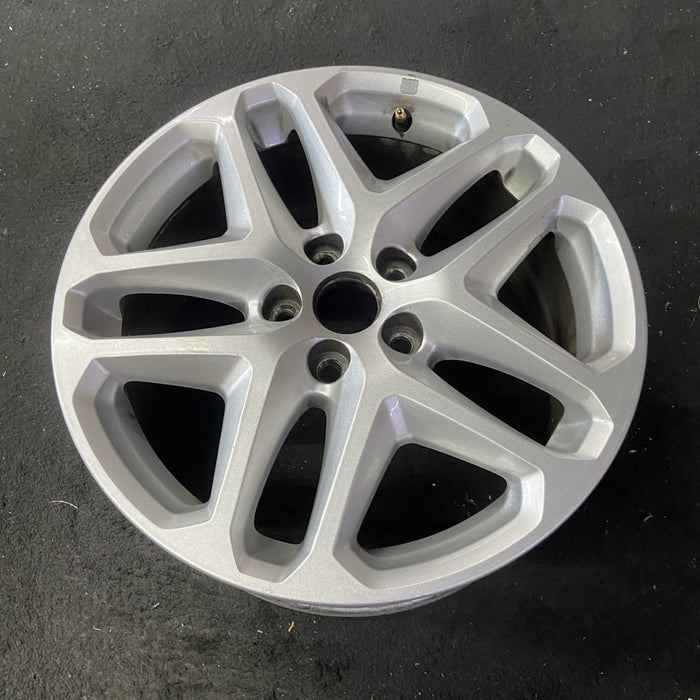 17" FUSION 13-14 17x7.5, , 5 split spokes Original OEM Wheel Rim - Close-Up Detail