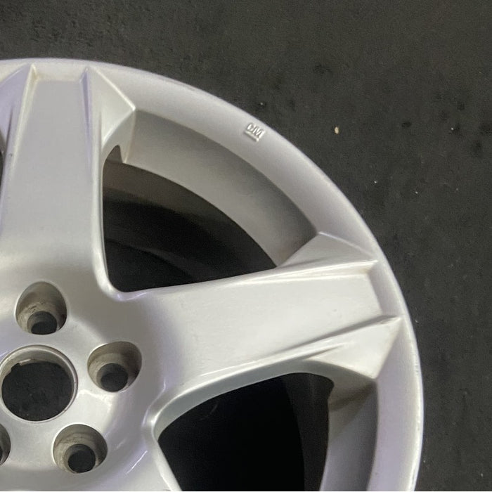 17" SONIC 12 17x6.5 silver Original OEM Wheel Rim - Close-Up Detail