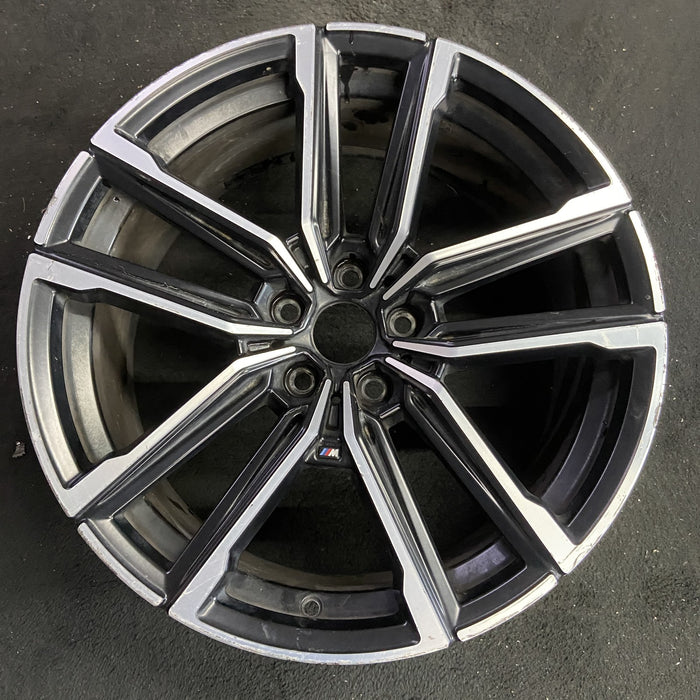 19" BMW 230i 22-24 19x8, , double spoke, wide spoke Original OEM Wheel Rim - Angle View