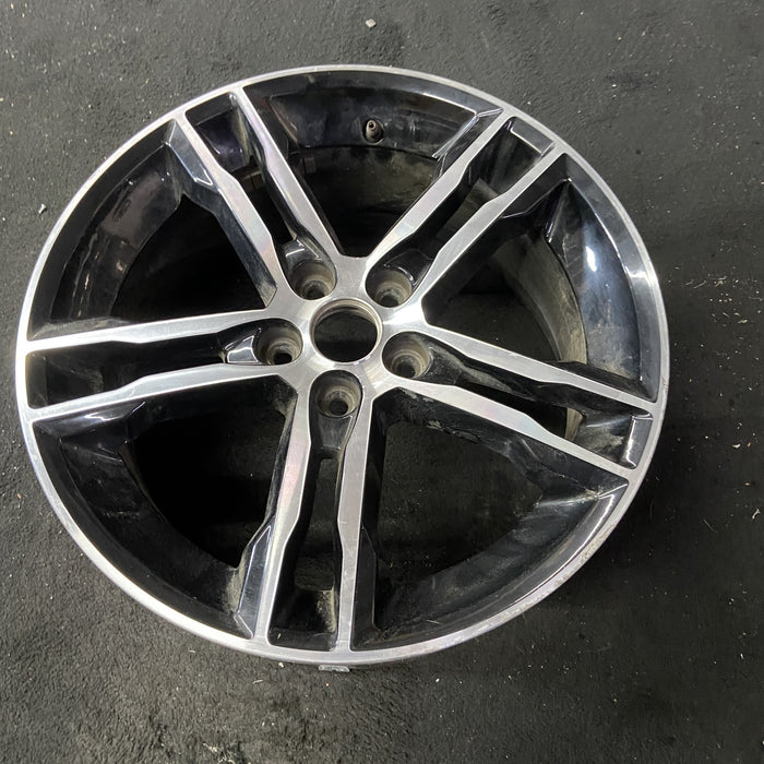 18" FOCUS 15-17 18x8 , 10 spoke , Original OEM Wheel Rim - Close-Up Detail