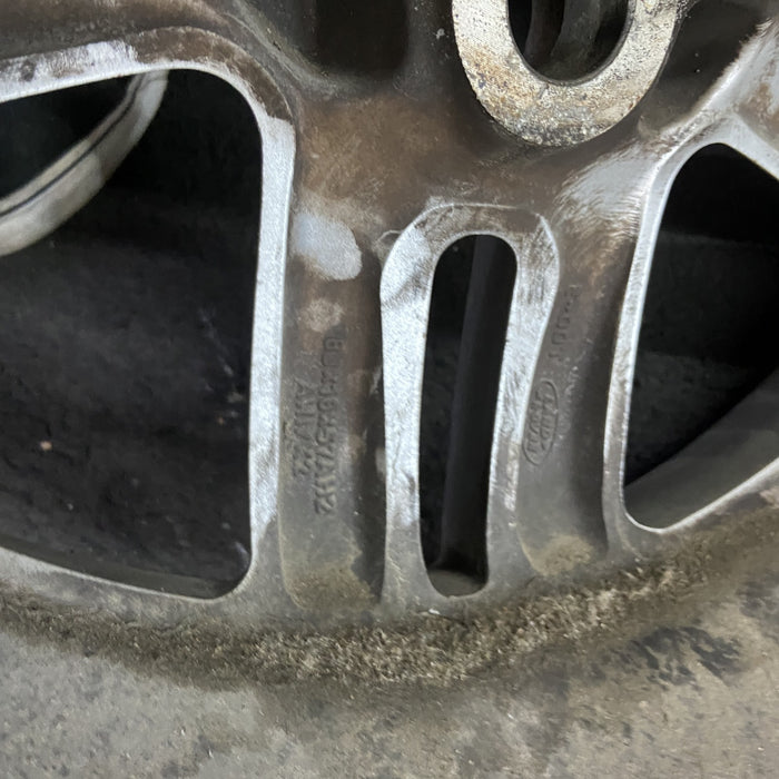 18" LAND ROVER 03-04 , alloy , 18x8, 10 spoke , 1 piece Original OEM Wheel Rim