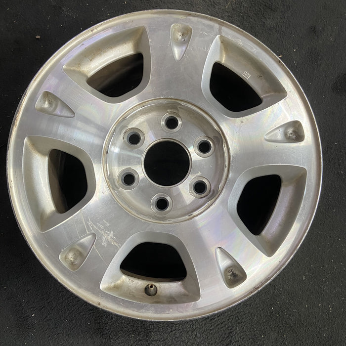 17" AVALANCHE 1500 02-06 17x7.5" Original OEM Wheel Rim - Angle View