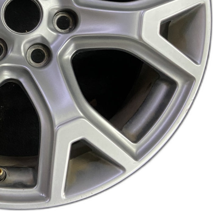 20" WAGONEER 22 20x9 6 spoke Y spoke silver Original OEM Wheel Rim - Close-Up Detail