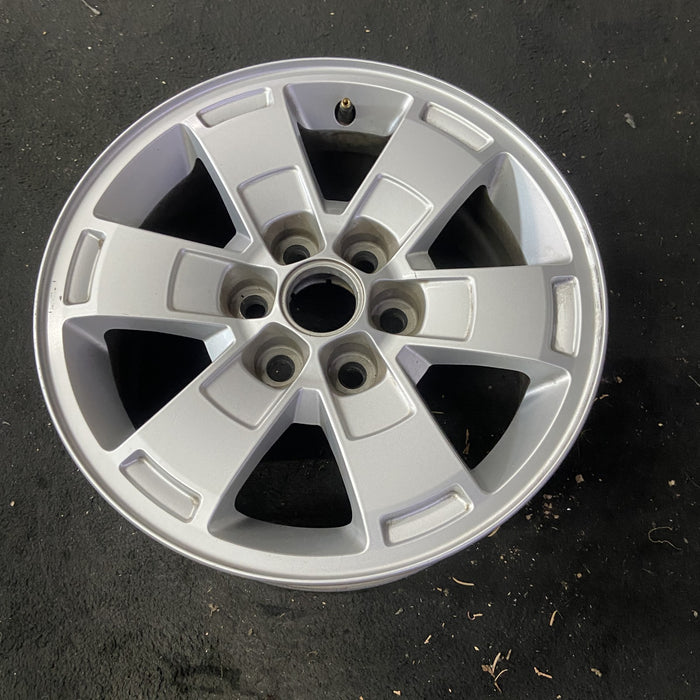 16" CANYON 15-17 16x7, aluminum Original OEM Wheel Rim - Close-Up Detail
