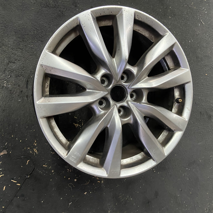 OEM Wheel Rim SAW64983 - Close-Up Detail