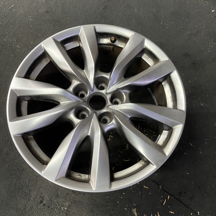 OEM Wheel Rim SAW64983 - Close-Up Detail