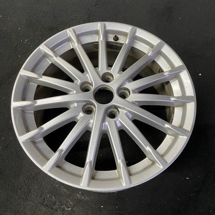 17" C-MAX 13-16 , Original OEM Wheel Rim - Close-Up Detail