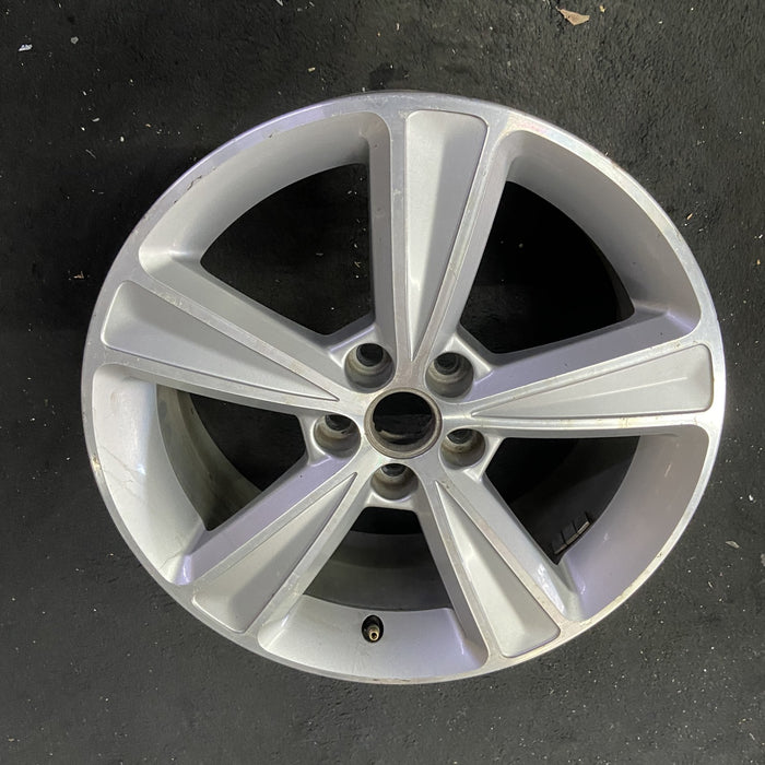 17" CRUZE 12-15 17x7, 5 spoke Original OEM Wheel Rim - Close-Up Detail