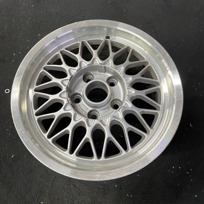 15" AUDI V8 93-94 15x7.5 , BBS Original OEM Wheel Rim - Close-Up Detail
