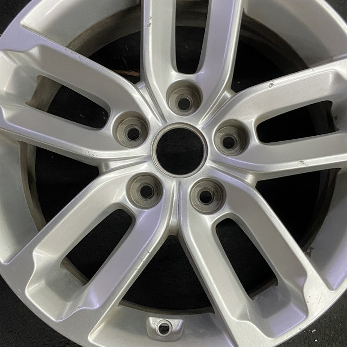 17" SORENTO 14-15 17x7 alloy Original OEM Wheel Rim - Angle View