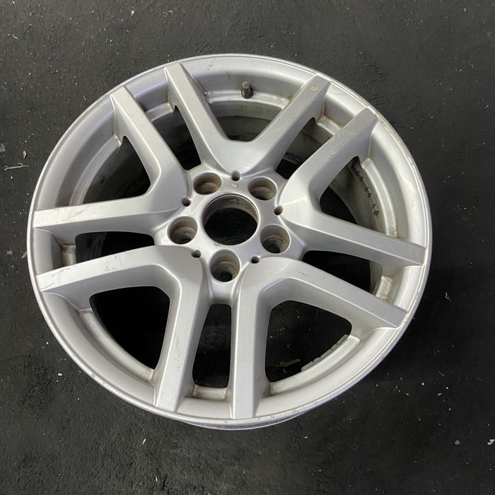 17" BMW X5 02-06 17x7.5 , 10 spoke Original OEM Wheel Rim - Close-Up Detail
