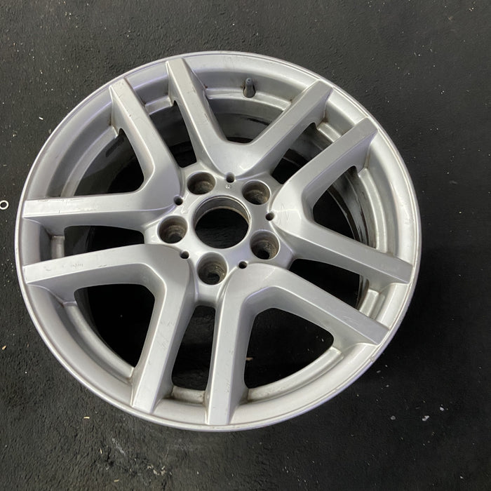 17" BMW X5 02-06 17x7.5 , 10 spoke Original OEM Wheel Rim - Close-Up Detail