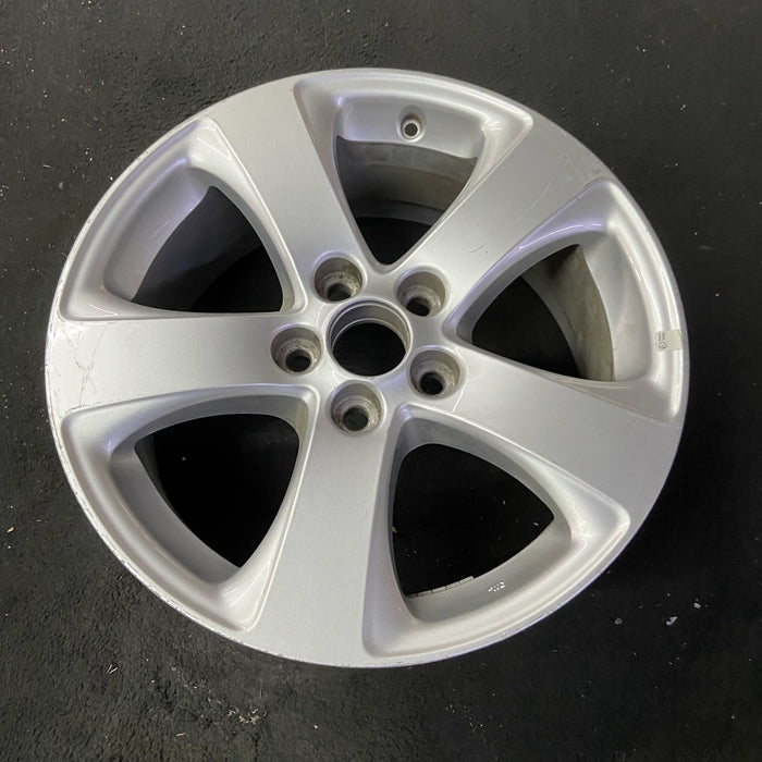 17" SIENNA 11-20 17x7 , 5 spoke Original OEM Wheel Rim - Close-Up Detail