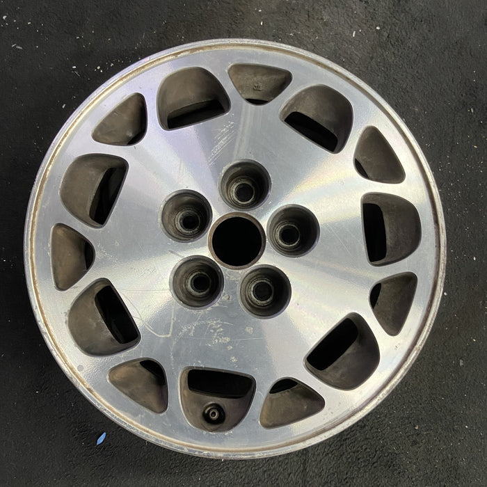 15" MAXIMA 95-96 15x6.5 , 14-hole Original OEM Wheel Rim - Angle View
