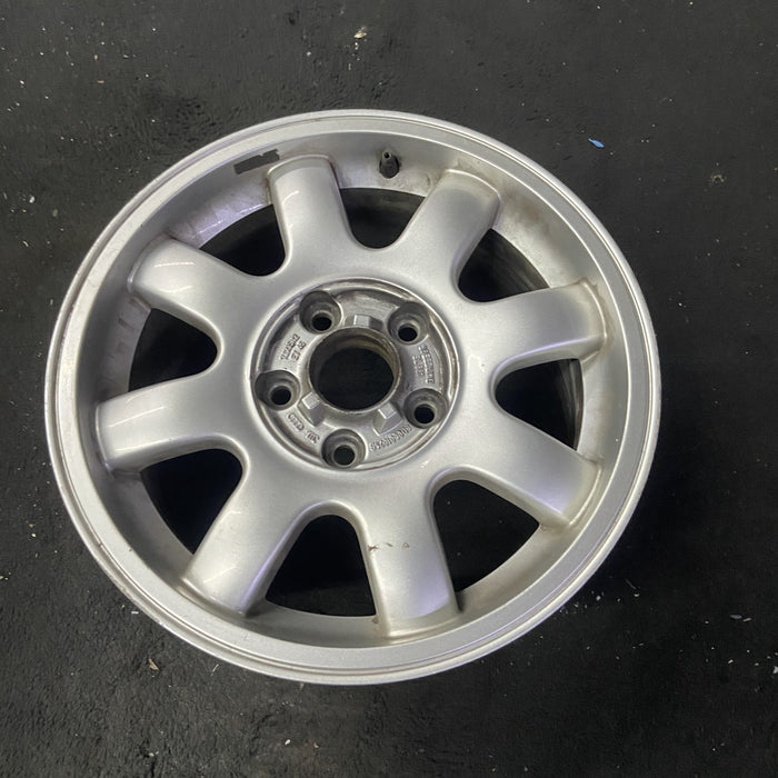 15" AUDI A6 95-97 15x7, 8 spoke Original OEM Wheel Rim - Close-Up Detail