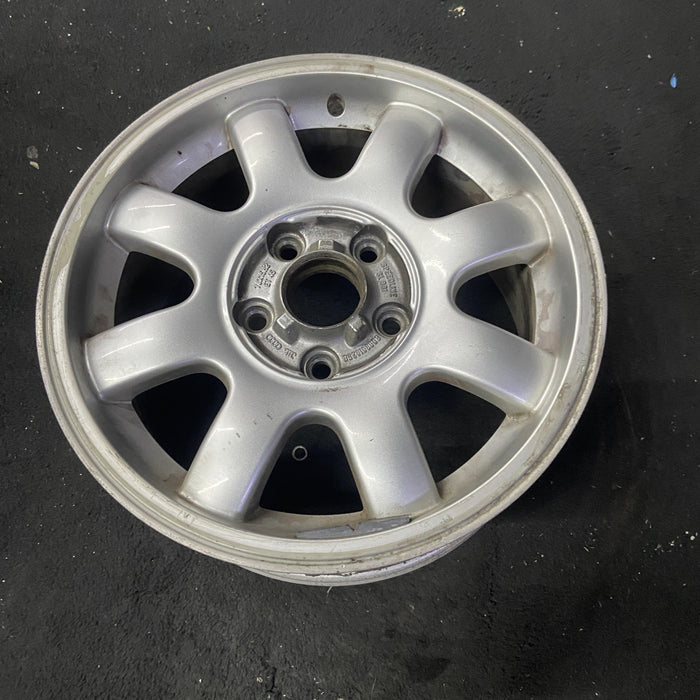 15" AUDI A6 95-97 15x7, 8 spoke Original OEM Wheel Rim - Close-Up Detail