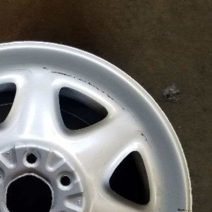 17" ESCALADE 15-20 17x8, , opt RD6 Original OEM Wheel Rim - Close-Up Detail
