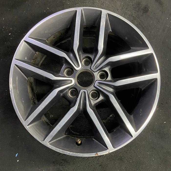 18" GRAND CHEROKEE 17 18x8, aluminum, w/o 75th Anniversary package; polished with pockets, gray pockets Original OEM Wheel Rim