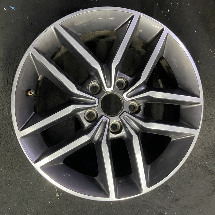 18" GRAND CHEROKEE 17 18x8, aluminum, w/o 75th Anniversary package; polished with pockets, gray pockets Original OEM Wheel Rim