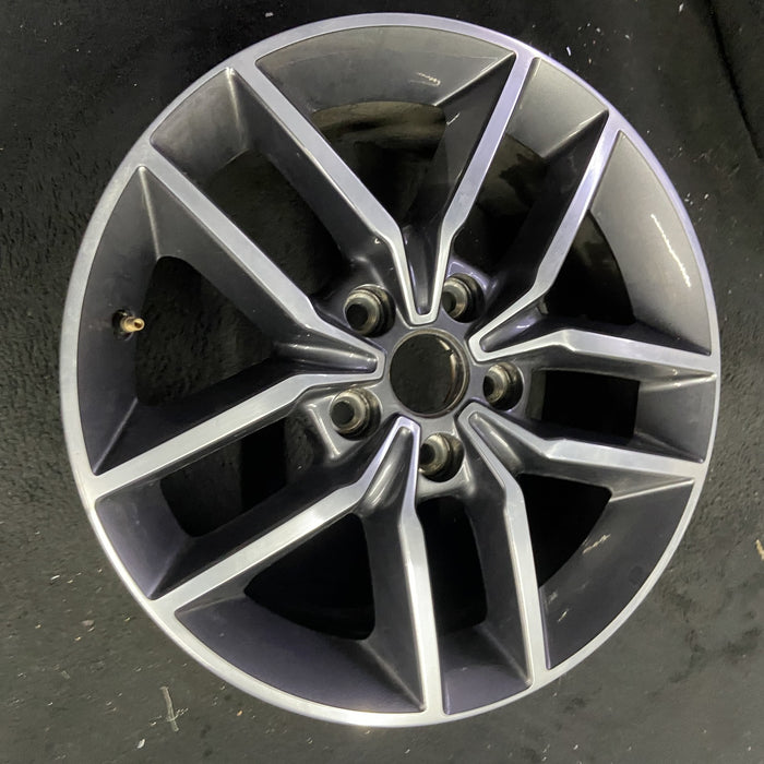 18" GRAND CHEROKEE 17 18x8, aluminum, w/o 75th Anniversary package; polished with pockets, gray pockets Original OEM Wheel Rim