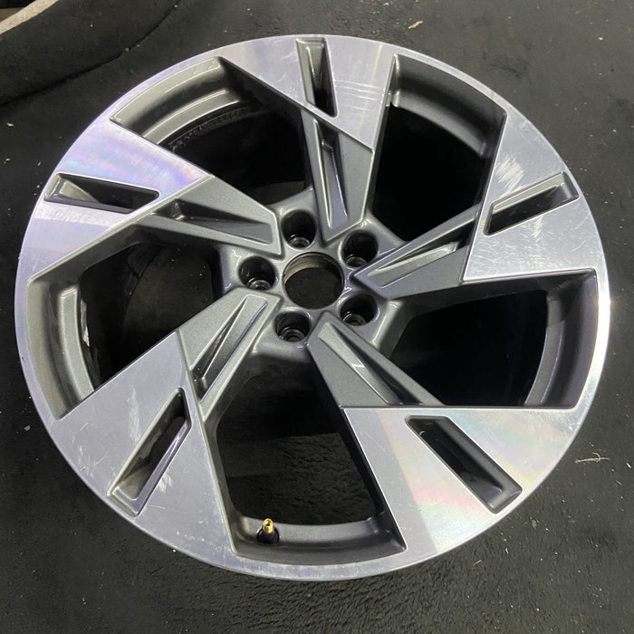 20" E-TRON 20 20x9 Original OEM Wheel Rim - Side Profile