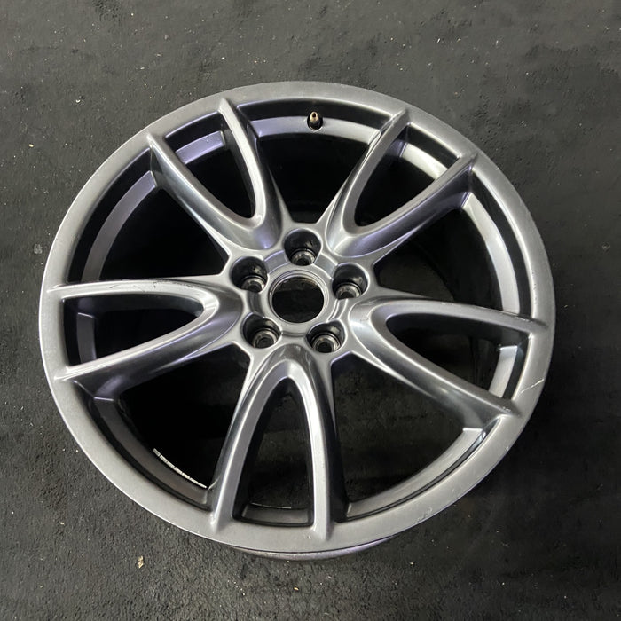 19" MUSTANG 11 19x9 , Original OEM Wheel Rim - Close-Up Detail