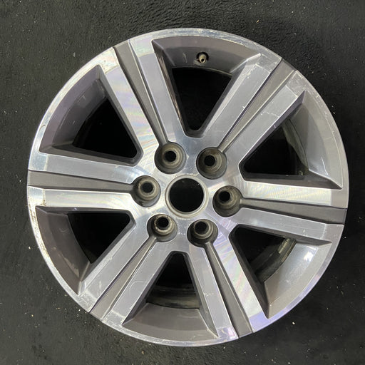 18" TRAVERSE 13-14 18x7.5 Original OEM Wheel Rim - Angle View