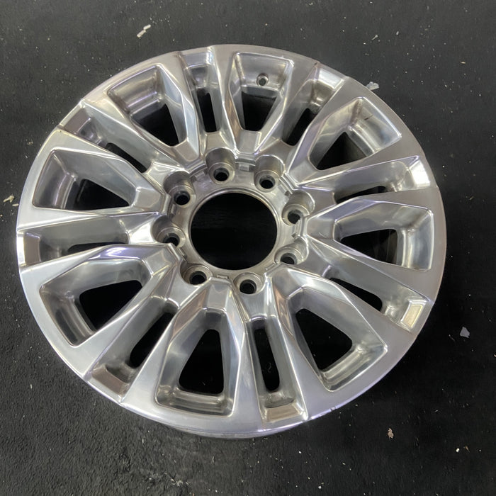 20" SILVERADO 2500 PICKUP 20-23 20x8.5, 16 spoke Original OEM Wheel Rim - Close-Up Detail