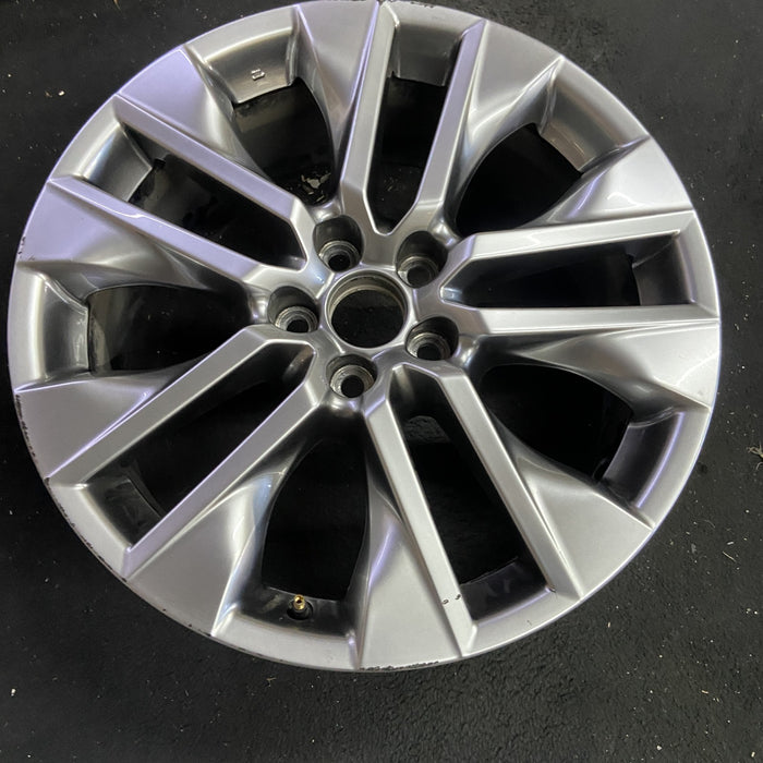 19" RAV4 19-20 19x7.5 , , silver inlay Original OEM Wheel Rim - Side Profile