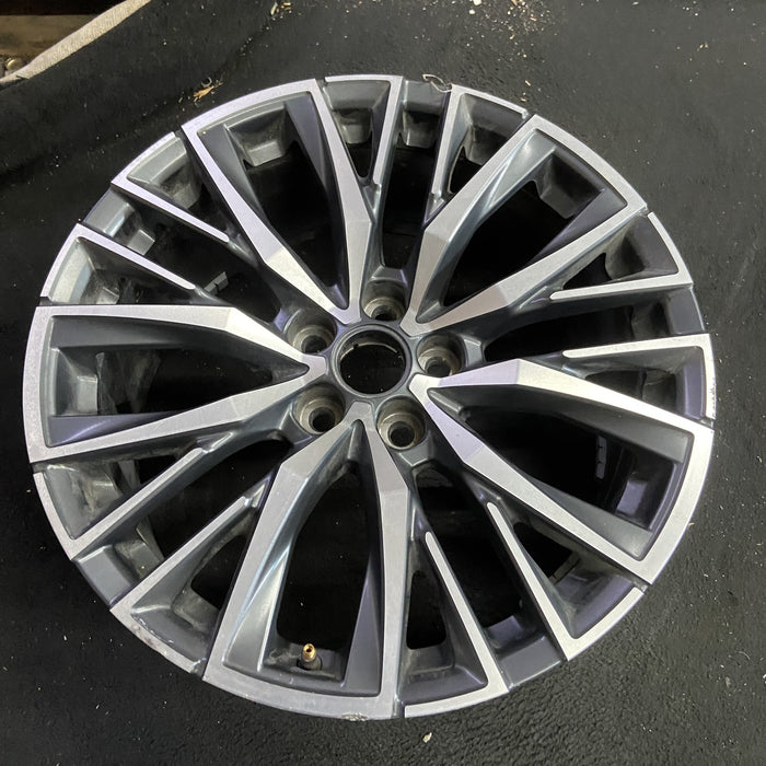 20" XT4 24-25 20x8.5, 5 V spoke Original OEM Wheel Rim - Side Profile