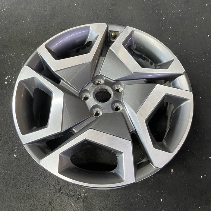 20" PALISADE 23-25 20x7.5 , 5 spoke Original OEM Wheel Rim - Close-Up Detail