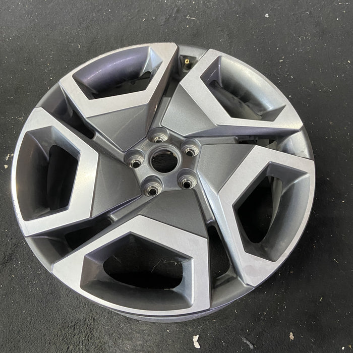 20" PALISADE 23-25 20x7.5 , 5 spoke Original OEM Wheel Rim - Close-Up Detail