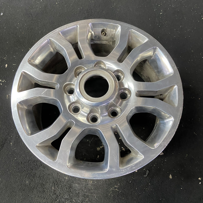 18" DODGE 2500 PICKUP 14 18x8, 12 spoke Original OEM Wheel Rim - Close-Up Detail