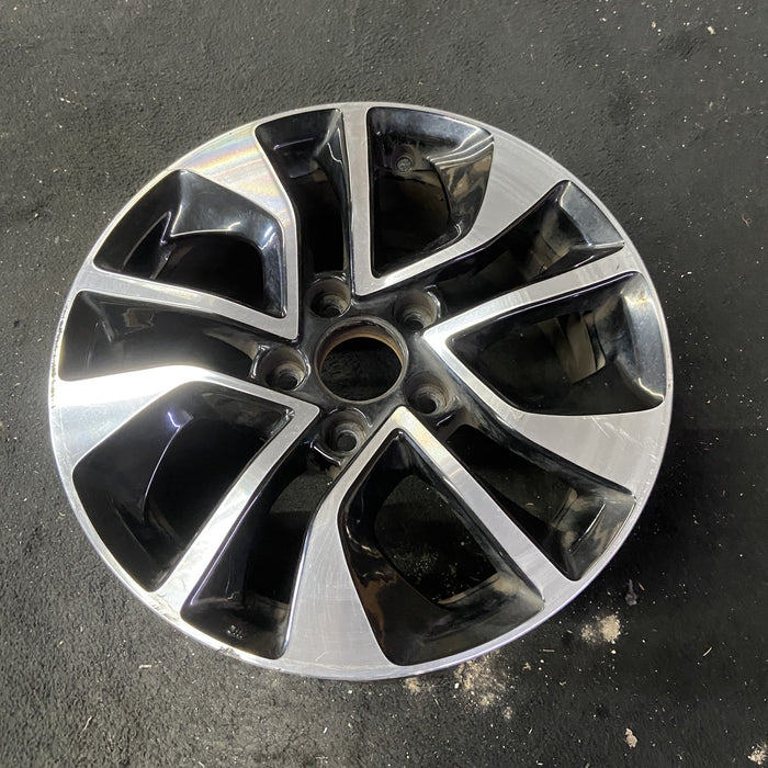 16" CIVIC 13 16x6.5, , curved 10 spoke Original OEM Wheel Rim - Close-Up Detail