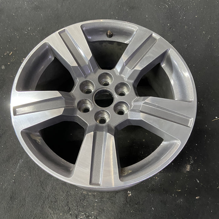 18" COLORADO 15 18x8.5 Original OEM Wheel Rim - Close-Up Detail