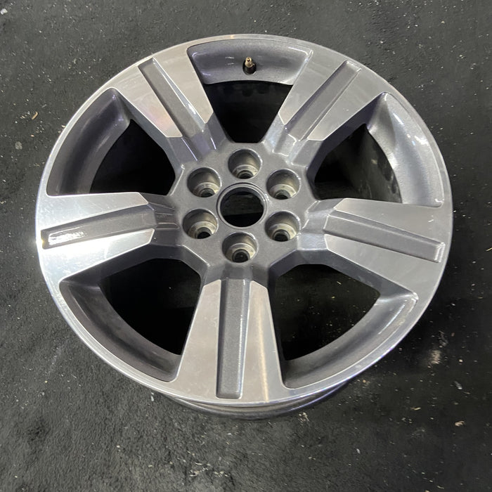 18" COLORADO 15 18x8.5 Original OEM Wheel Rim - Close-Up Detail