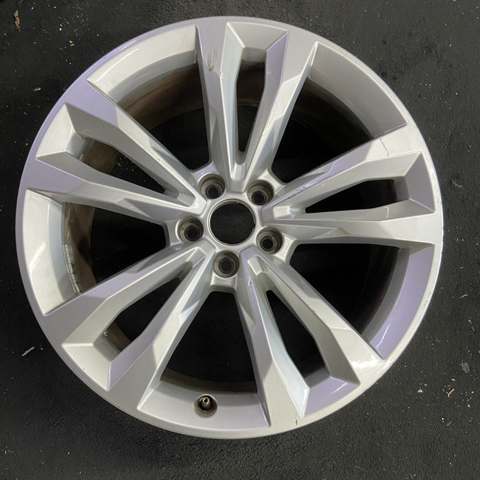 19" AUDI Q7 17 19x8.5, , V spoke Original OEM Wheel Rim - Angle View
