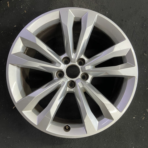 19" AUDI Q7 17 19x8.5, , V spoke Original OEM Wheel Rim - Angle View