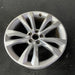 19" AUDI Q7 17 19x8.5, , V spoke Original OEM Wheel Rim - Close-Up Detail