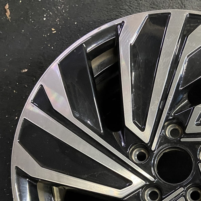17" JETTA 19-20 17x7 turbine design gold Original OEM Wheel Rim - Side Profile