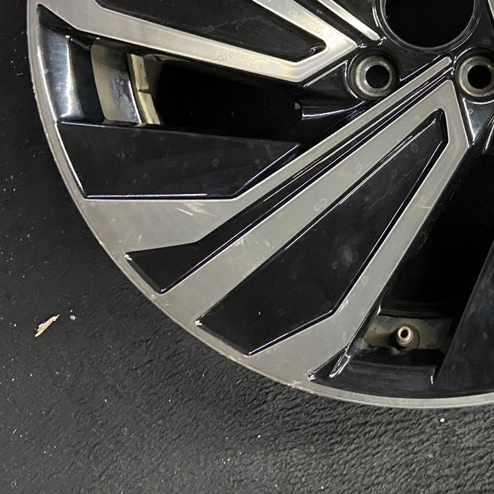 17" JETTA 19-20 17x7 turbine design gold Original OEM Wheel Rim - Additional View