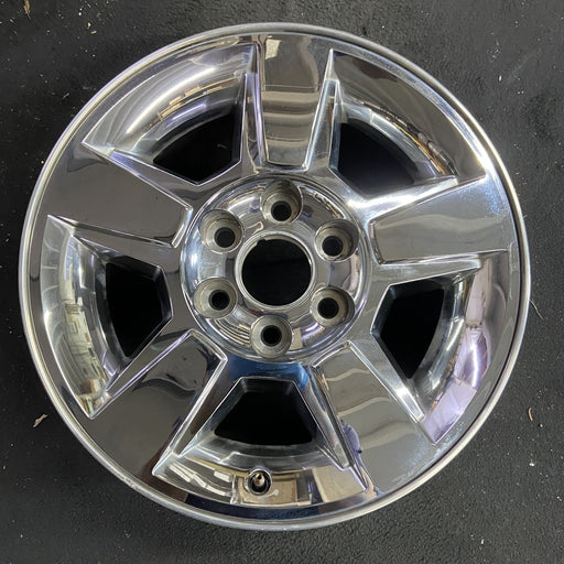 18" AVALANCHE 1500 09-10 18x8", , exposed lug nuts Original OEM Wheel Rim - Angle View