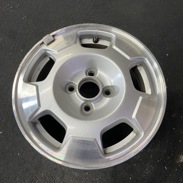 14" CIVIC 03 14x5.5, alloy, 5 spoke Original OEM Wheel Rim - Close-Up Detail