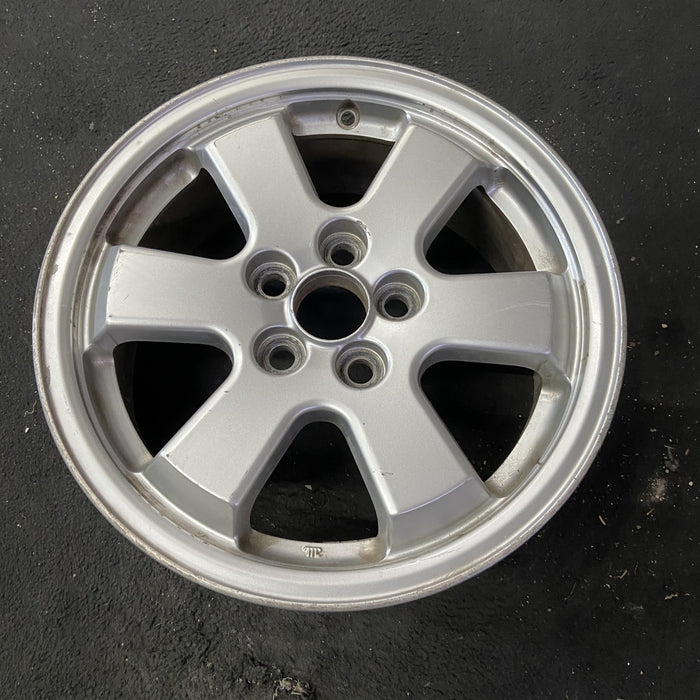 15" PRIUS 04-06 15x6 Original OEM Wheel Rim - Close-Up Detail