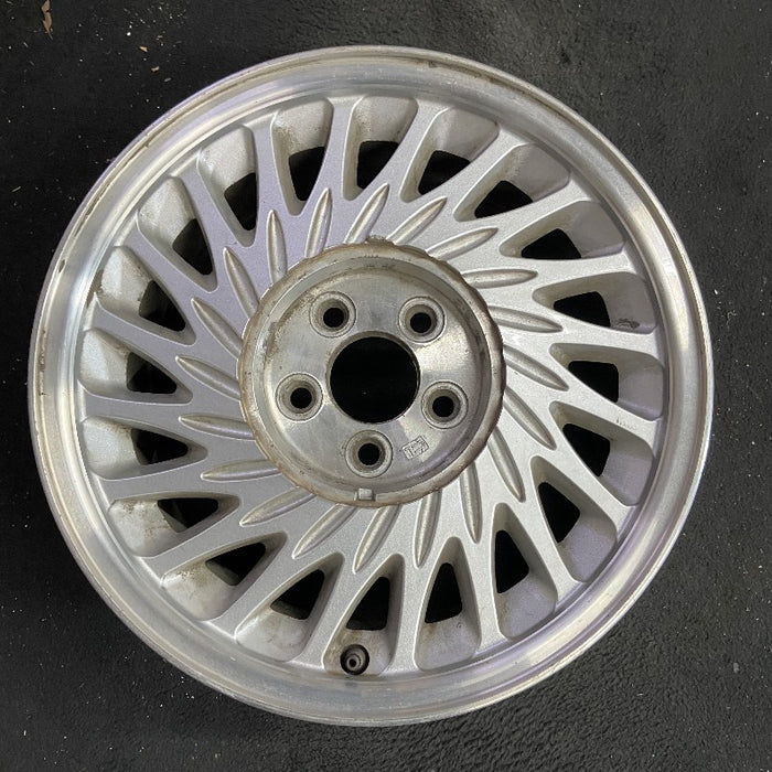 16" LINCOLN MARK SERIES 93-94 16x7 aluminum directial spokes chrome L. Original OEM Wheel Rim