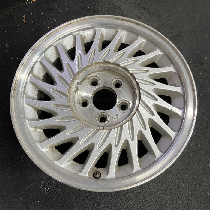 16" LINCOLN MARK SERIES 93-94 16x7 aluminum directial spokes chrome L. Original OEM Wheel Rim