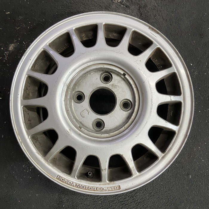 15" LEGEND 86 15x5.5 Original OEM Wheel Rim - Angle View