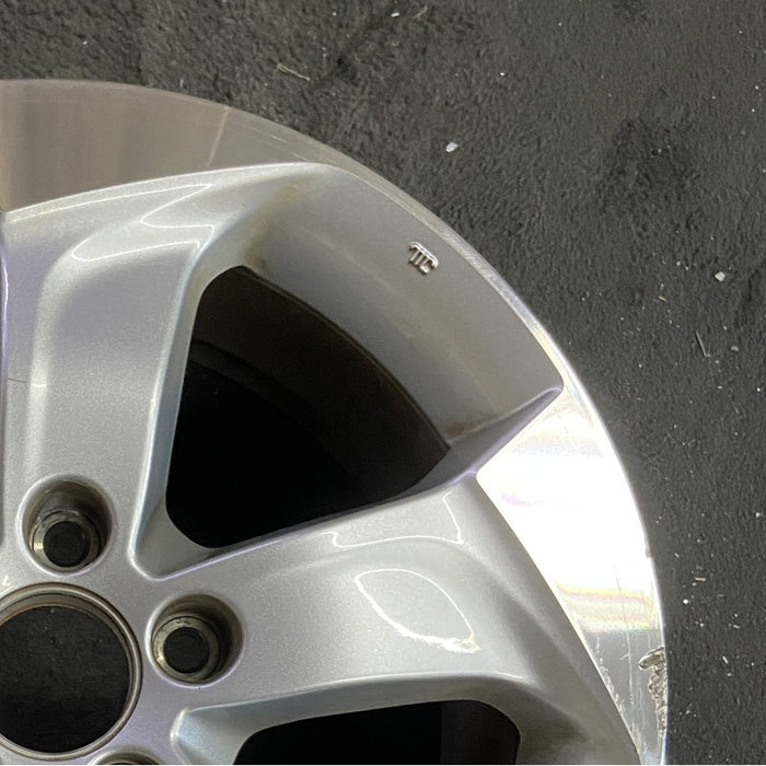 17" HR-V 16-17 17x7.5 alloy 5 spoke straight spoke Original OEM Wheel Rim